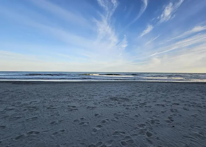 Direct Oceanfront- King Bedroom- Amazing Views/Pools/Hot Tubs/Beach Access/Golf