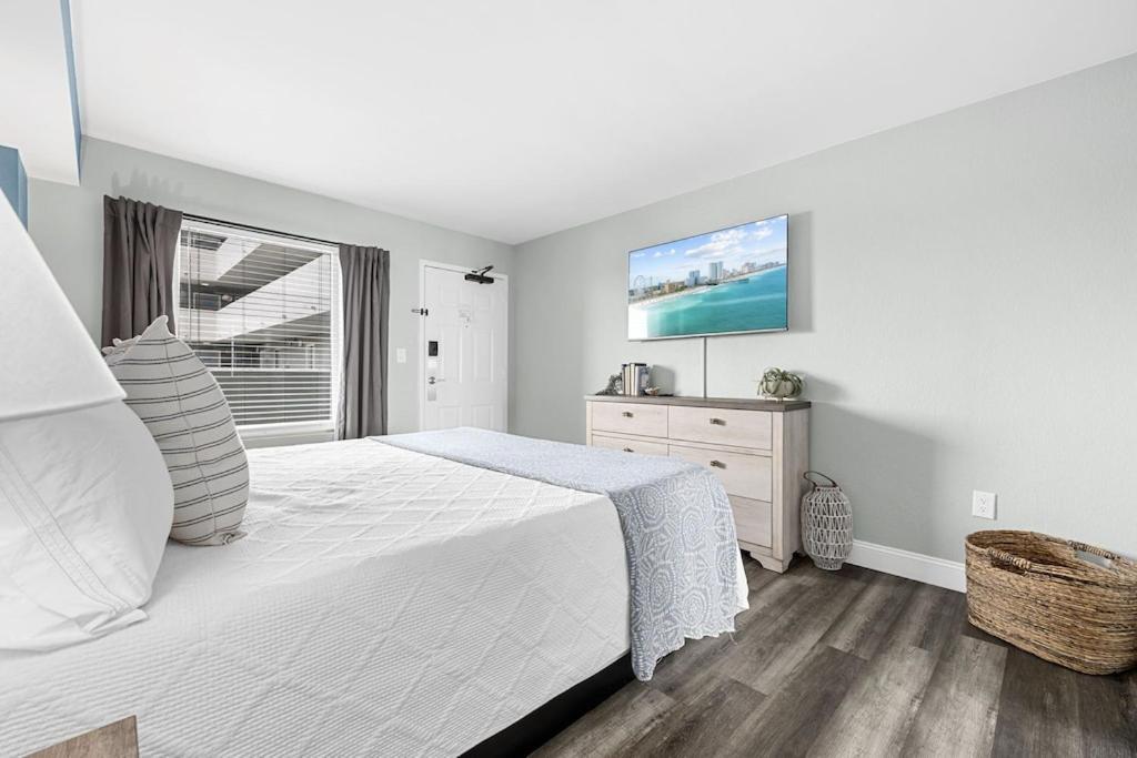 Direct Oceanfront- King Bedroom- Amazing Views/pools/hot Tubs/beach Access/golf