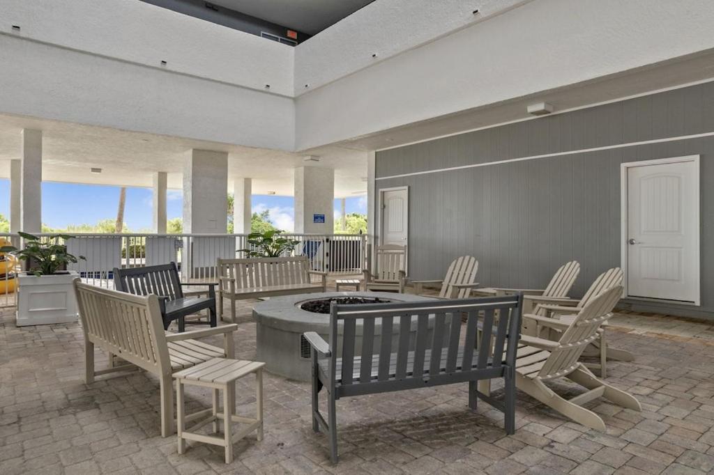 Direct Oceanfront- King Bedroom- Amazing Views/pools/hot Tubs/beach Access/golf * Myrtle Beach