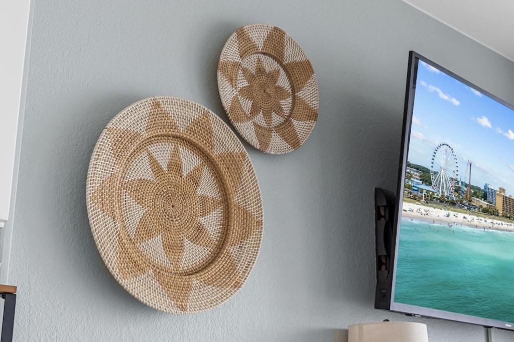 Direct Oceanfront- King Bedroom- Amazing Views/pools/hot Tubs/beach Access/golf